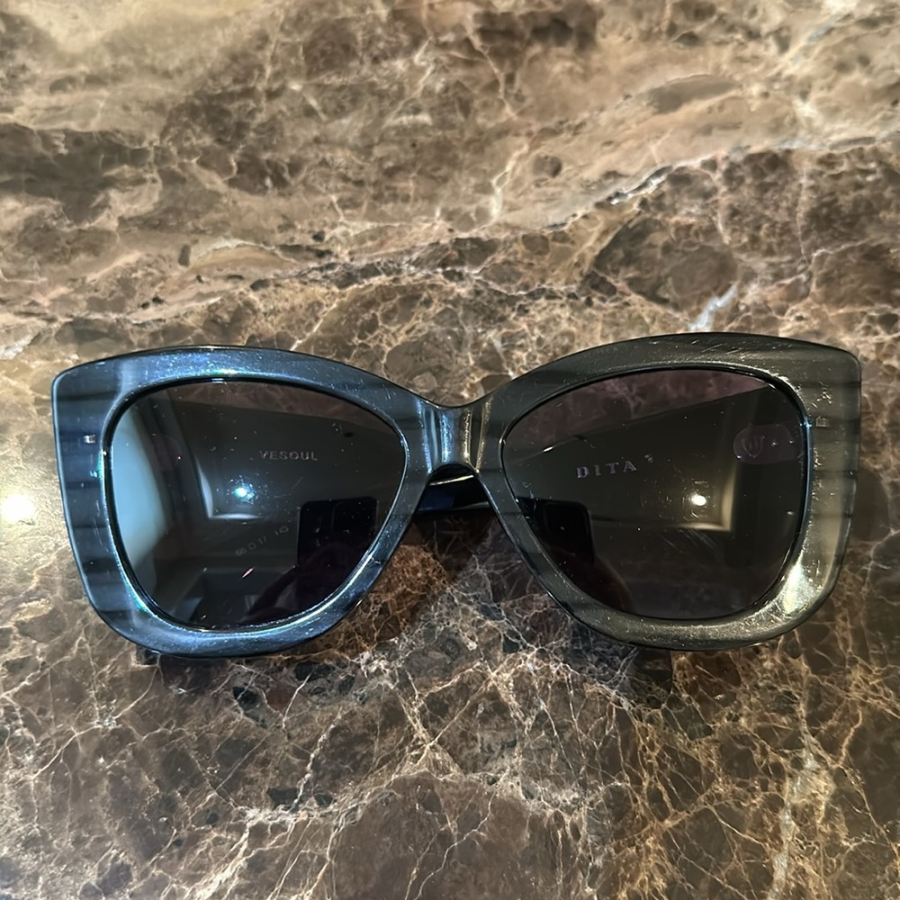 Dita Vesoul Sunglasses - Picture 5 of 10